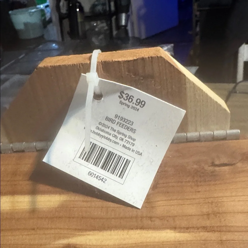 Wooden Birdhouse with Clear Panels - Picture 6 of 6